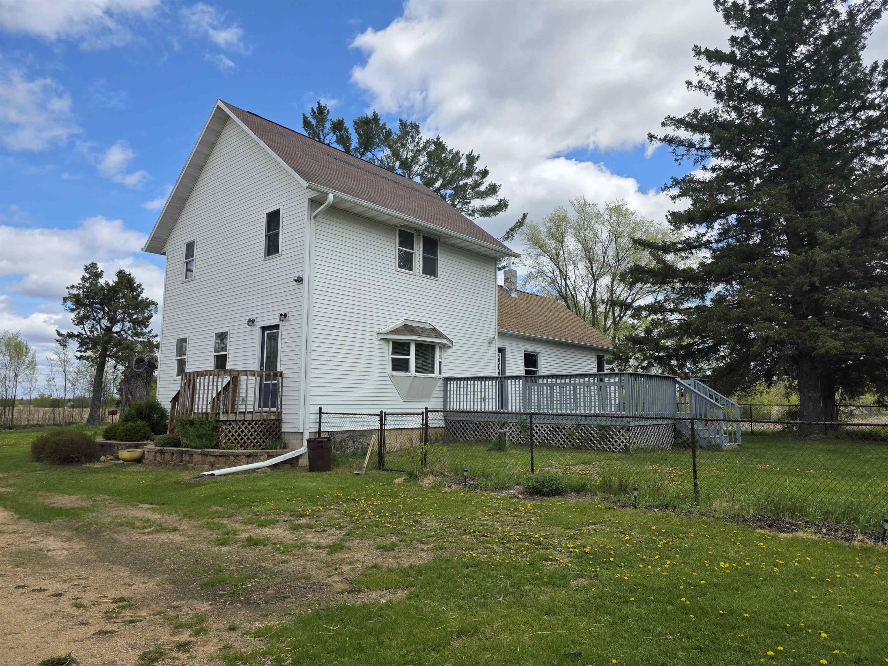 W6581 Meyer Road New Lisbon, WI 53950 - Photo 2 of 43