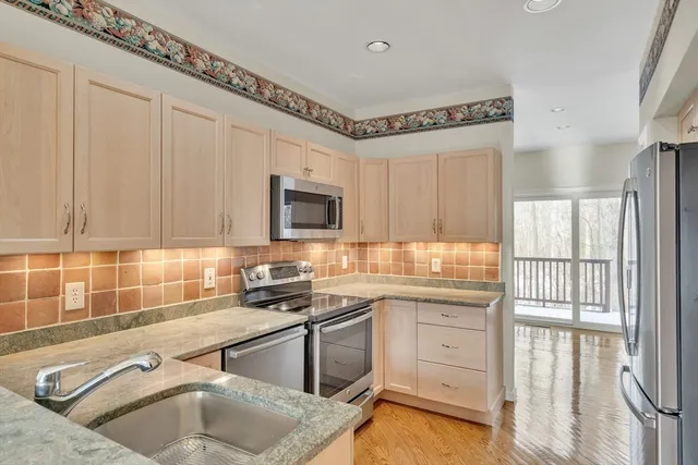 $899,000 | 289 Bishops Forest Drive, Unit 289, Waltham, MA 02452