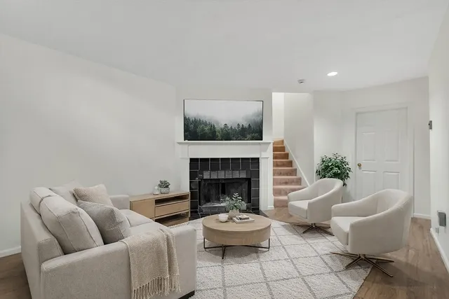 $899,000 | 289 Bishops Forest Drive, Unit 289, Waltham, MA 02452