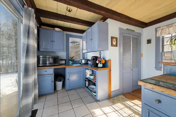 $950,000 | 850 Ballards Ridge Road, Wakefield, NH 03872