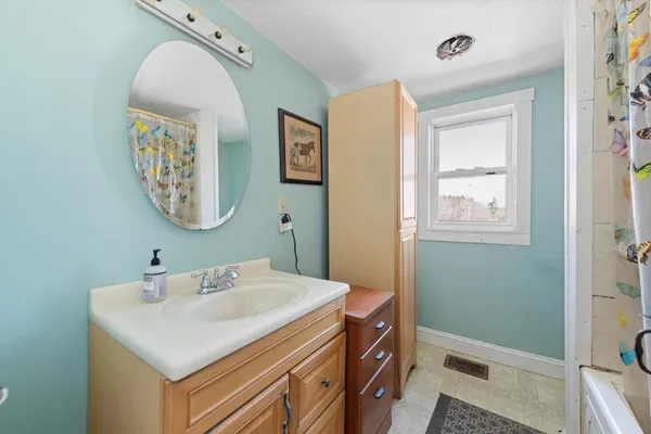 $950,000 | 850 Ballards Ridge Road, Wakefield, NH 03872