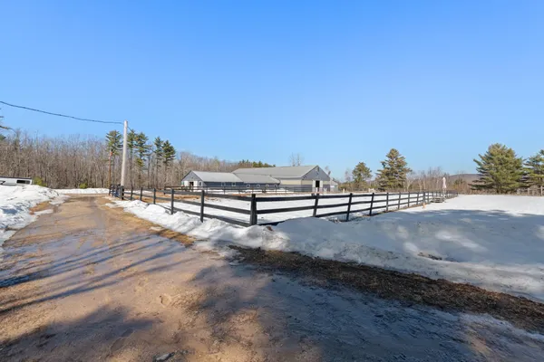 $950,000 | 850 Ballards Ridge Road, Wakefield, NH 03872
