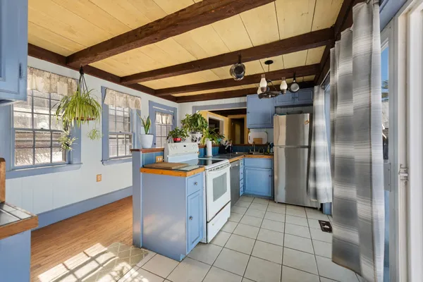 $950,000 | 850 Ballards Ridge Road, Wakefield, NH 03872