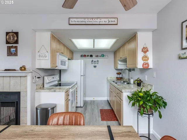 $244,000 | 9420 Southwest 146th Terrace, Unit P5, Beaverton, OR 97007