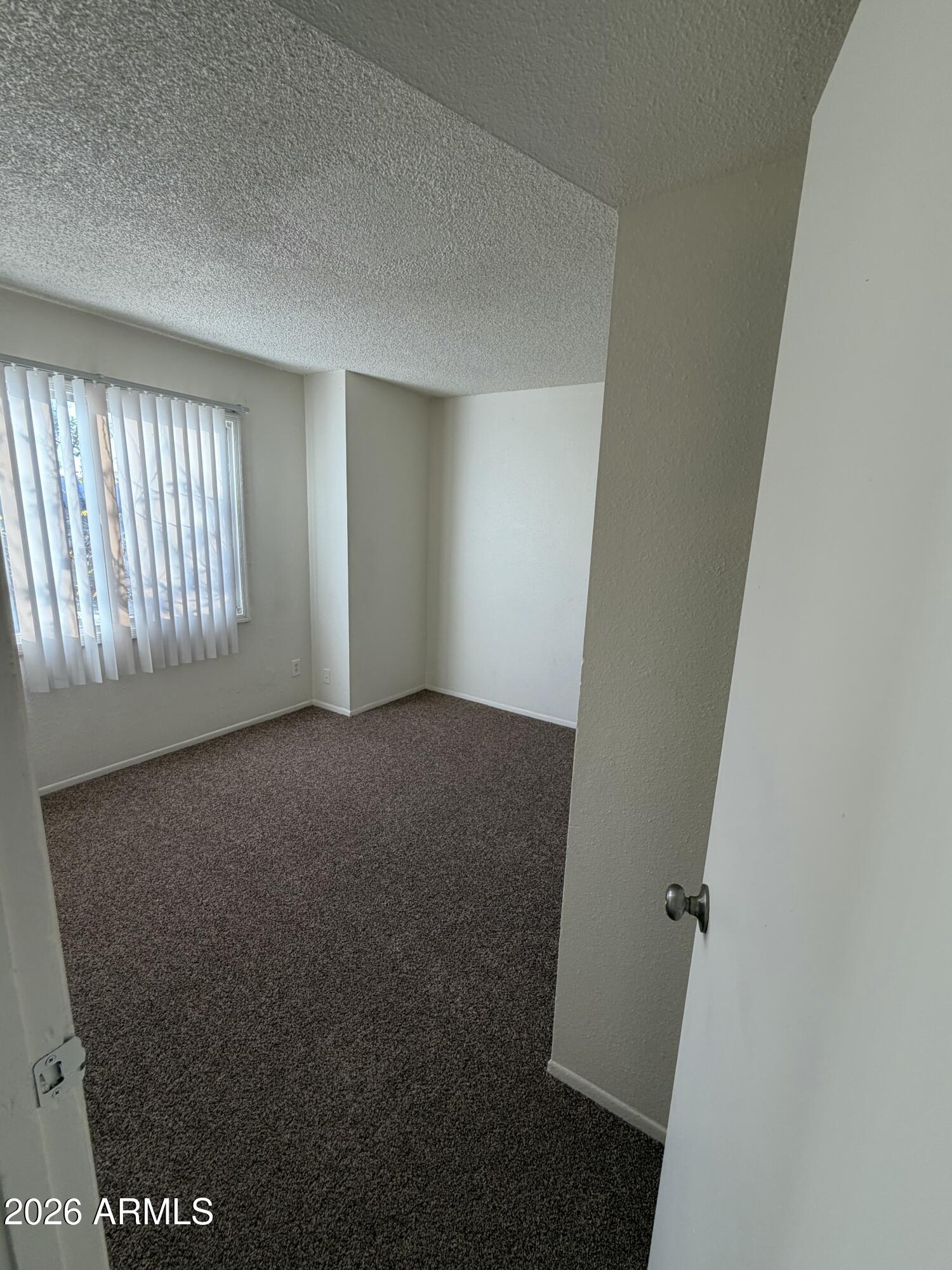 6817 West Devonshire Avenue Phoenix, AZ 85033 - Photo 6 of 11