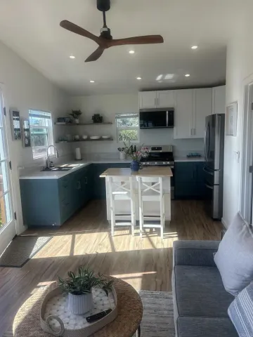 $2,550 | 337 South Barnwell Street, Oceanside, CA 92054