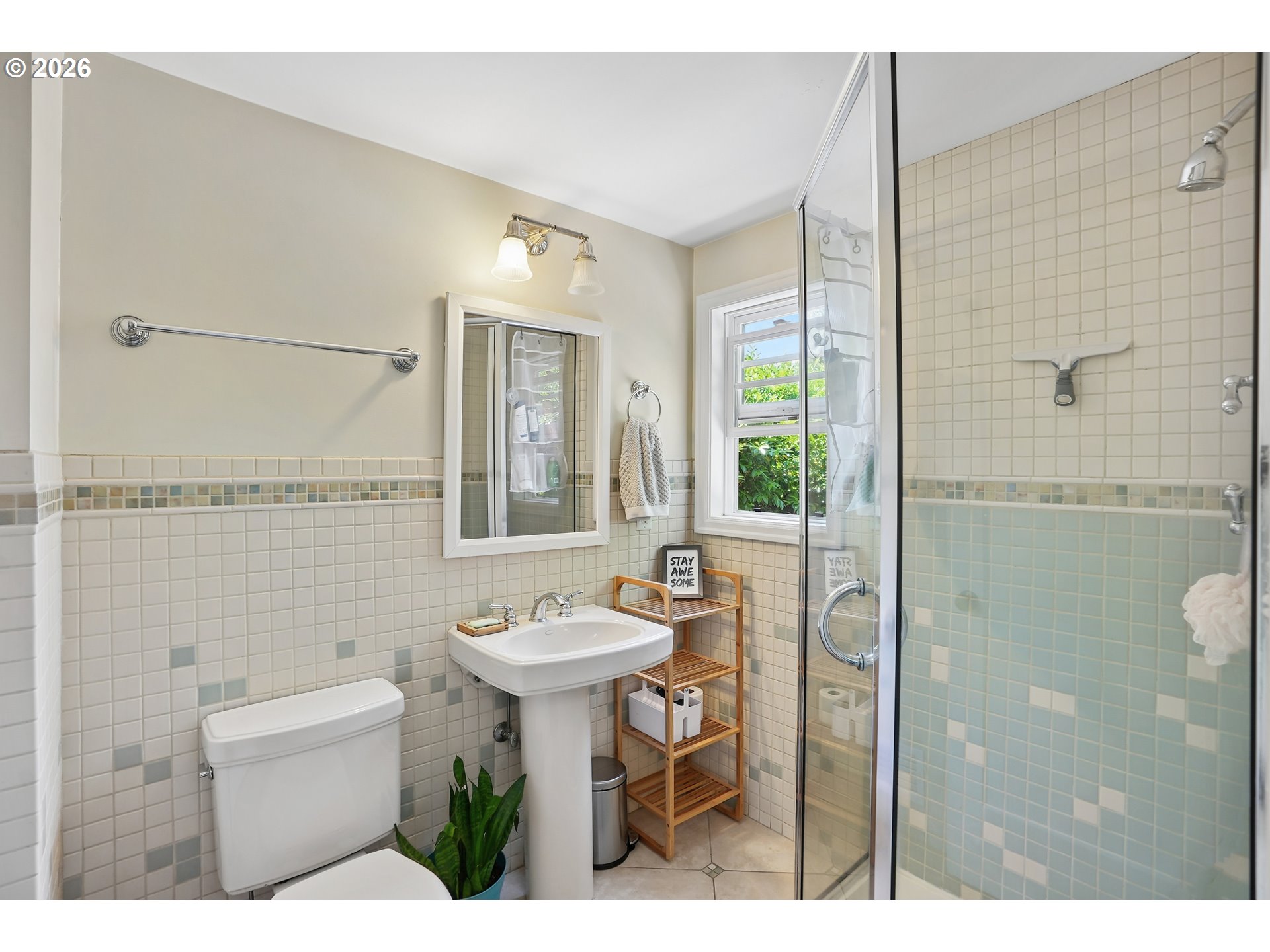 7211 Southwest Brier Place Portland, OR 97219 - Photo 18 of 30