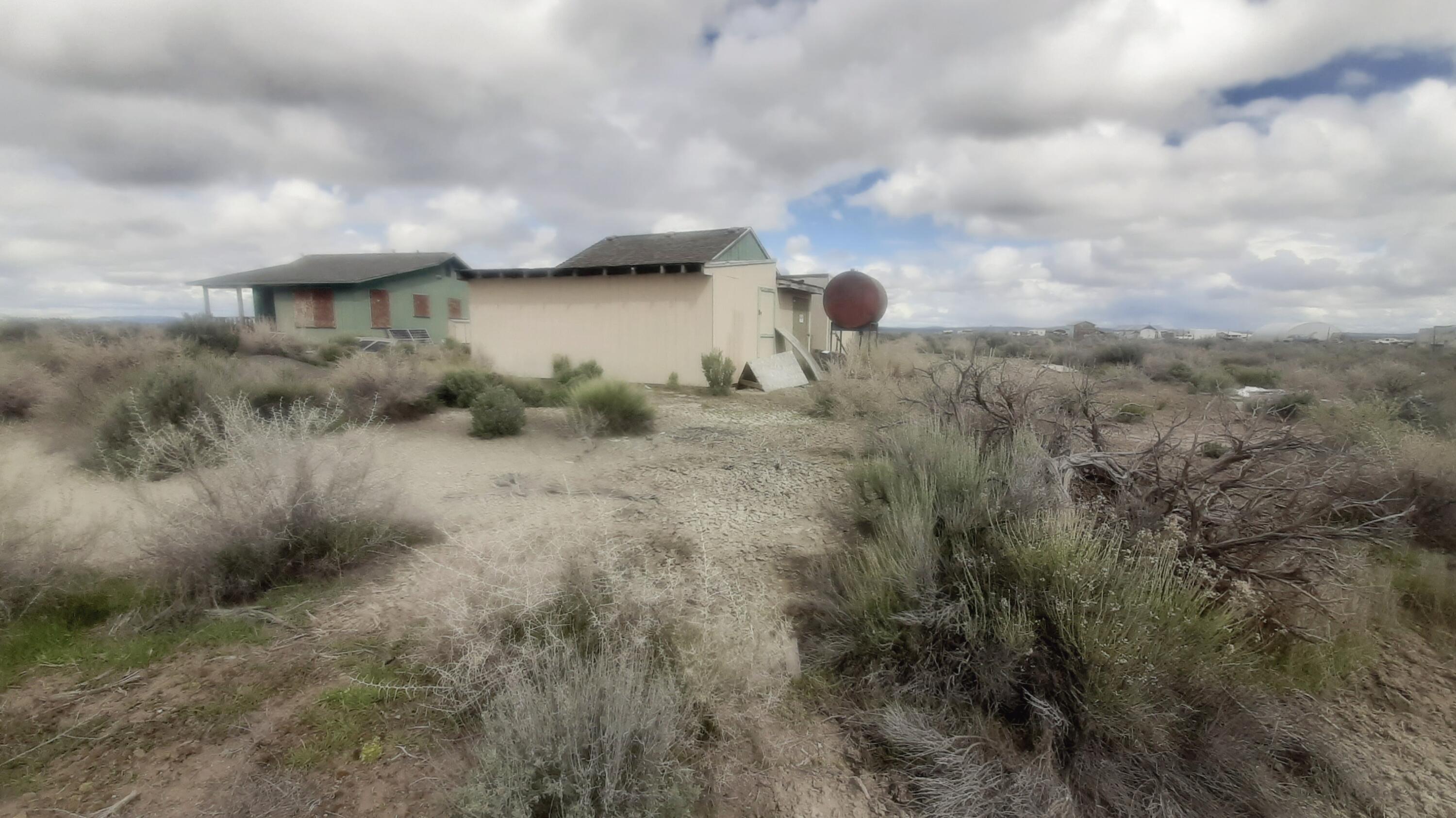 61371 Five Acre Road Christmas Valley, OR 97641 - Photo 16 of 17 20260411_113125