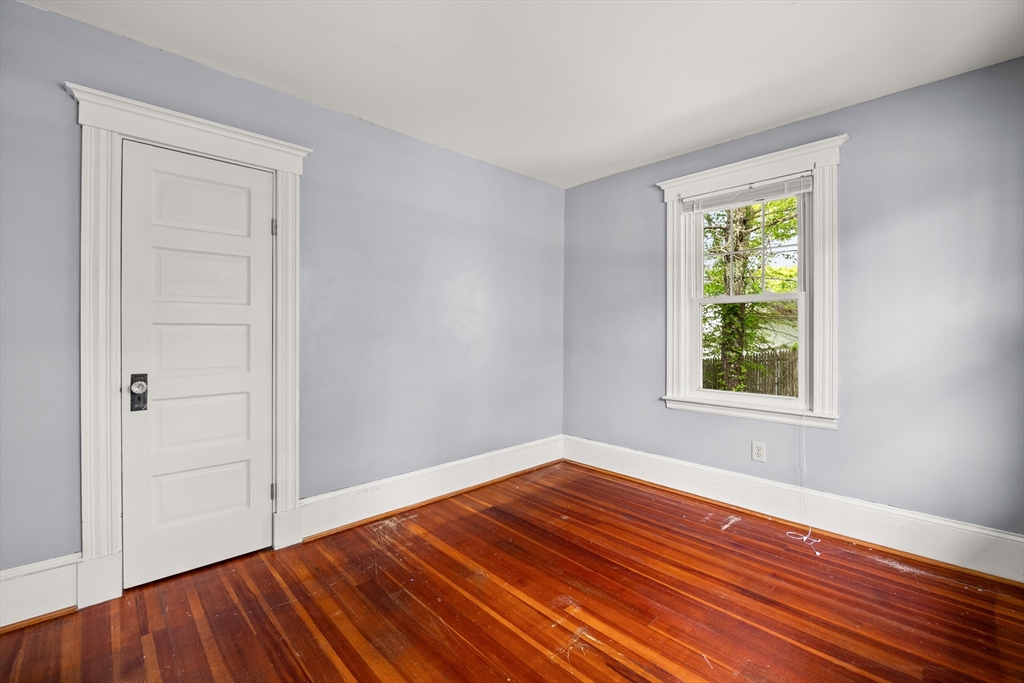 955 Middle Road Acushnet, MA 02743 - Photo 18 of 26