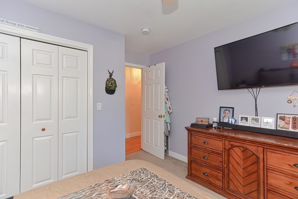 178 Southbridge Road Dudley, MA 01571 - Photo 12 of 31 Gallery Image 12