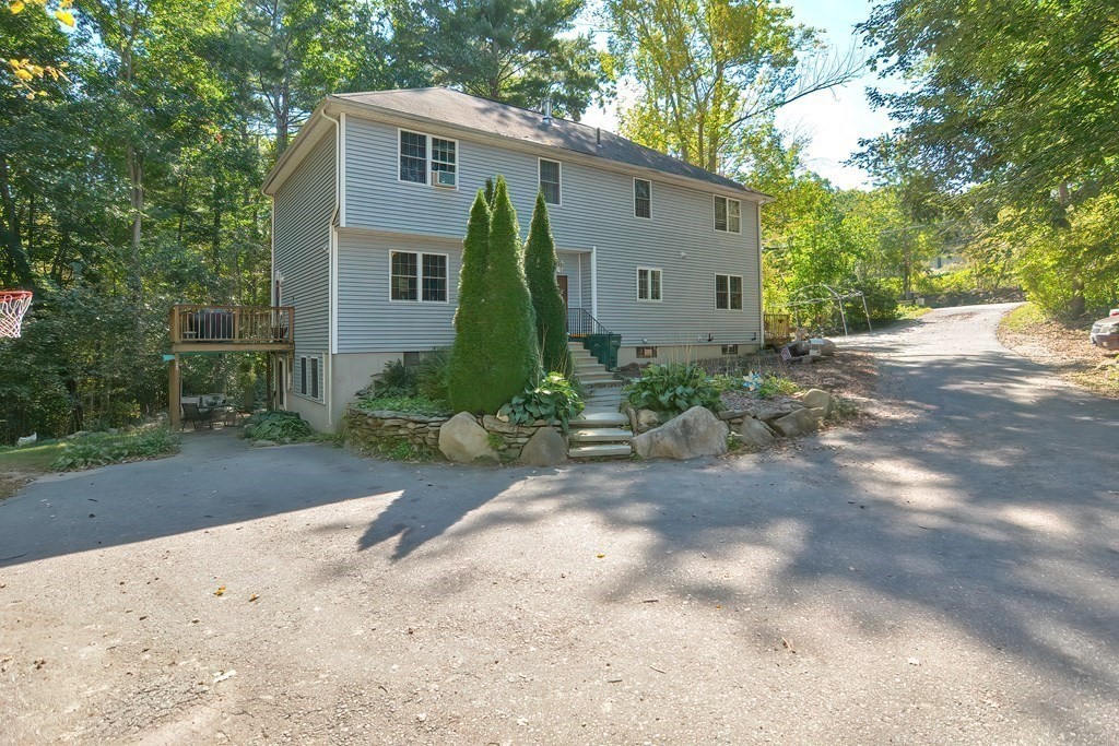 178 Southbridge Road Dudley, MA 01571 - Photo 2 of 31 Gallery Image 2