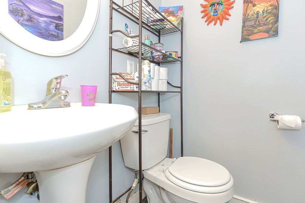 178 Southbridge Road Dudley, MA 01571 - Photo 21 of 31 Gallery Image 21