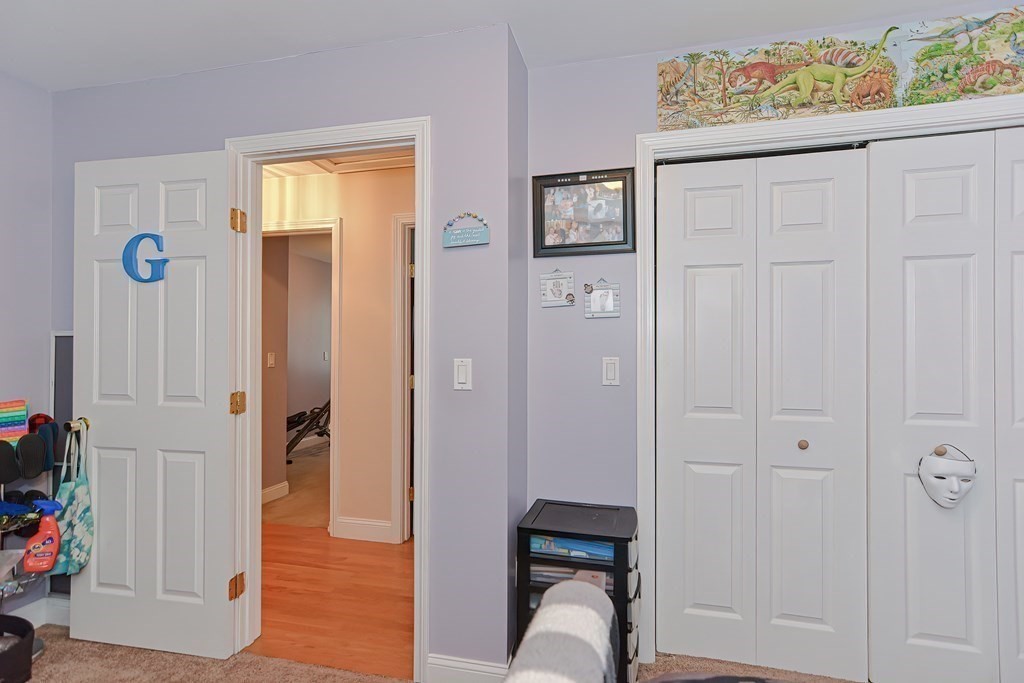 178 Southbridge Road Dudley, MA 01571 - Photo 10 of 31 Gallery Image 10