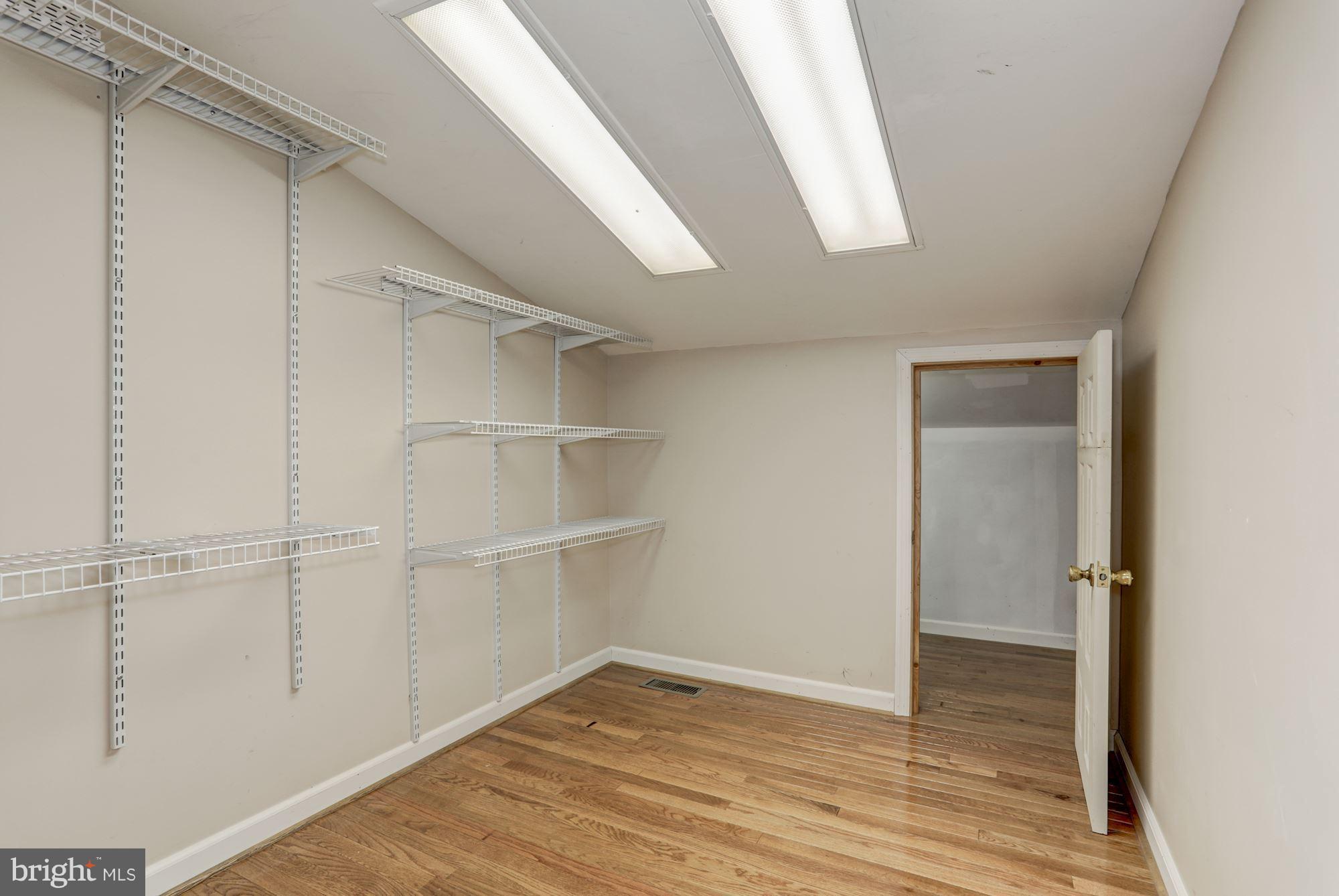 11567 Hume Road Hume, VA 22639 - Photo 22 of 30 Gallery Image 22