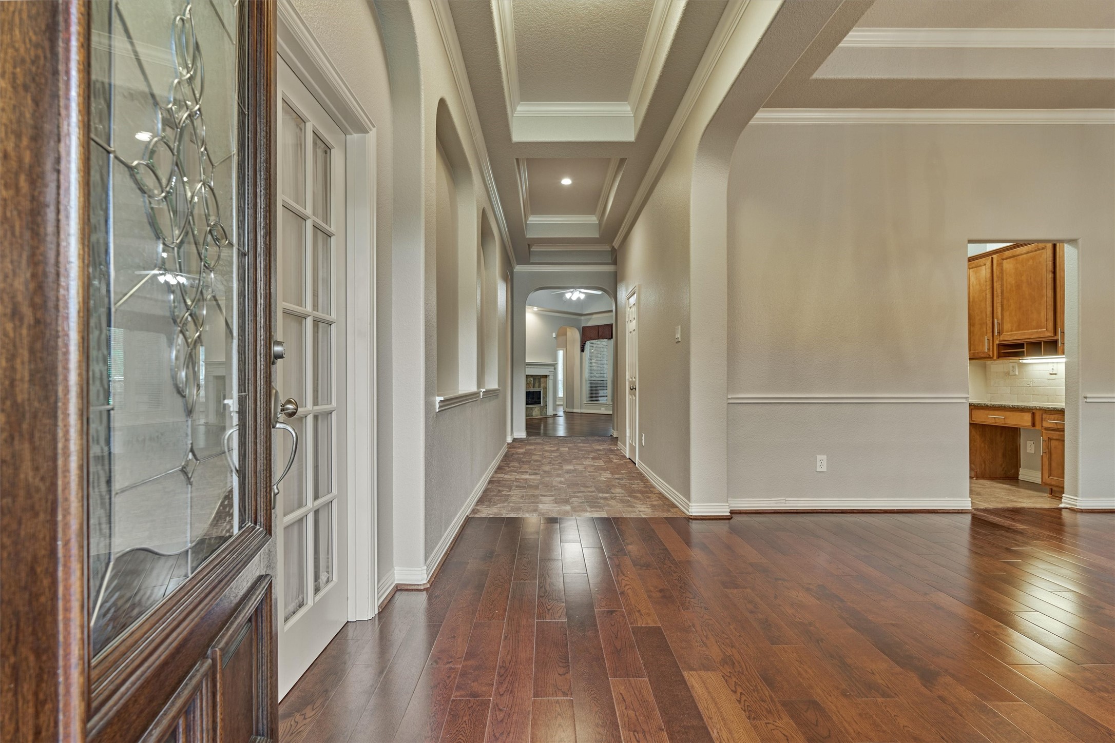 1608 Beau Rivage Drive Conroe, TX 77304 - Photo 8 of 49