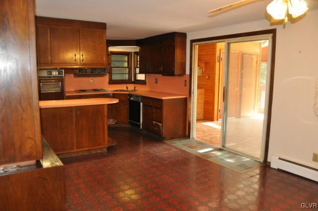 116 Seitz Road Saylorsburg, PA 18353 - Photo 3 of 12 Gallery Image 3