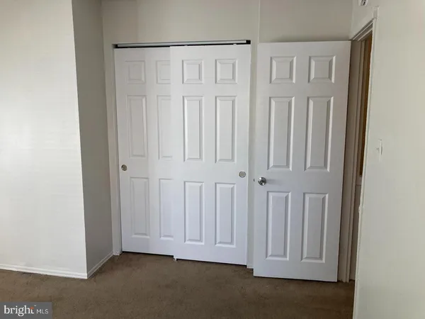 $1,300 | 1925 West River Drive, Pennsauken, NJ 08110