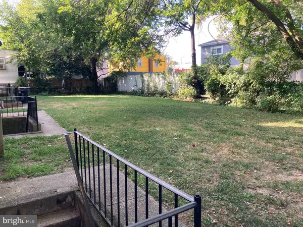 $1,300 | 1925 West River Drive, Pennsauken, NJ 08110