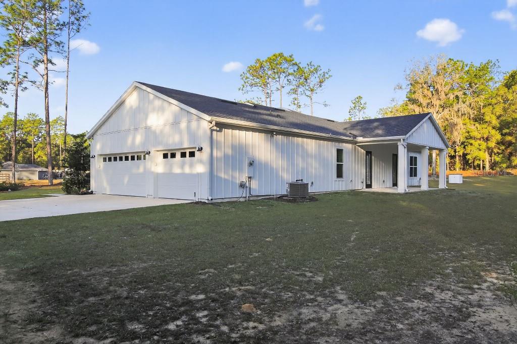 5859 Southwest 129th Terrace Road Ocala, FL 34481 - Photo 3 of 30