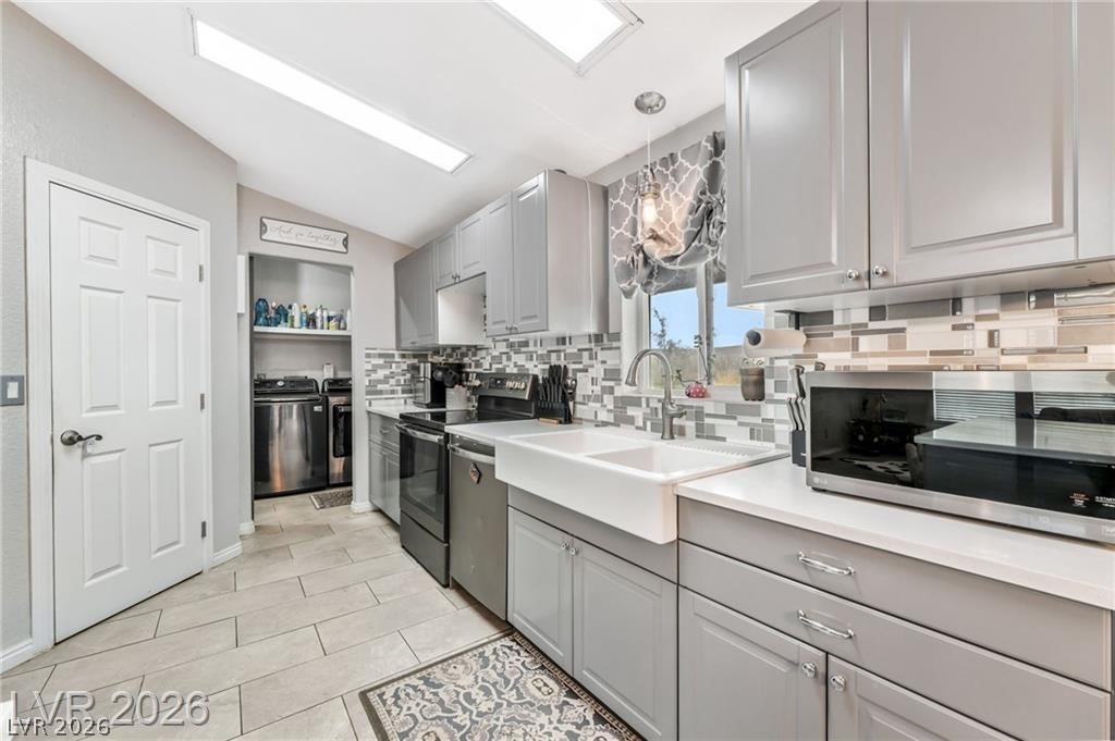 380 South Spur Street Overton, NV 89040 - Photo 8 of 46