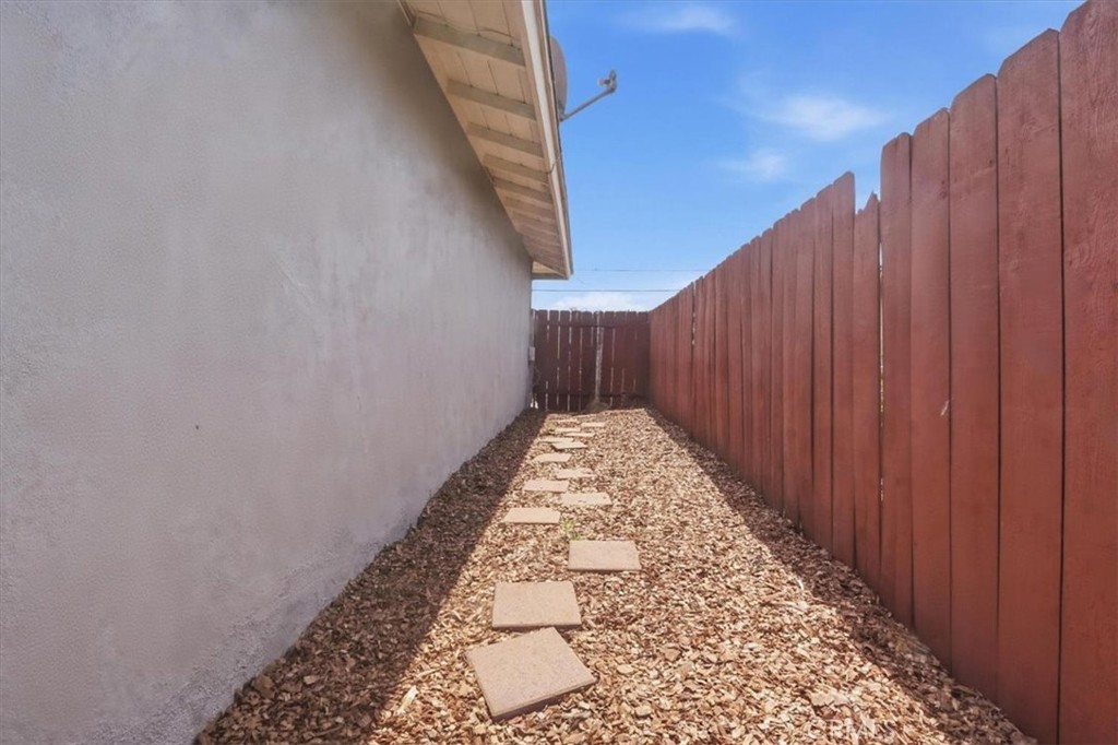 13148 Ridgedale Drive Poway, CA 92064 - Photo 37 of 43