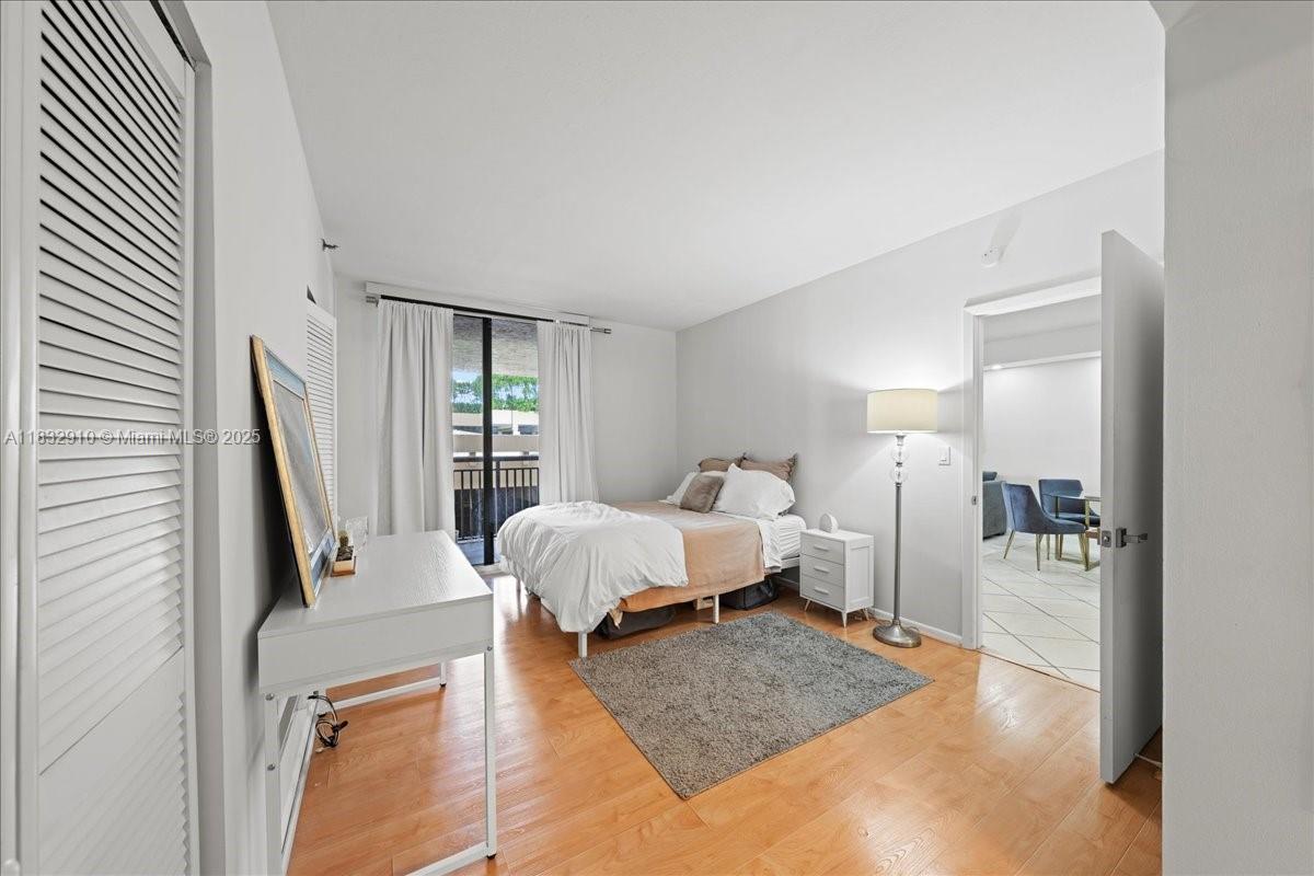 540 Brickell Key Drive, Unit 412 Miami, FL 33131 - Photo 19 of 32