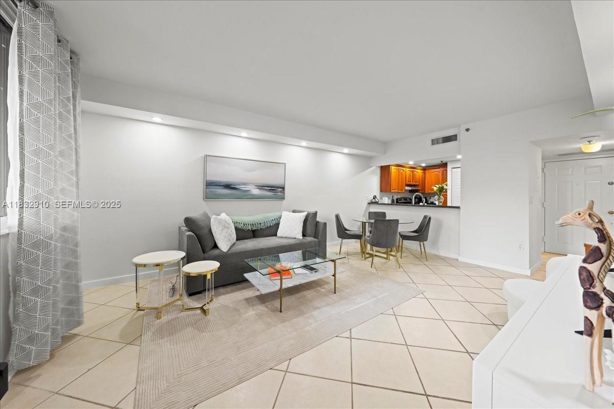 540 Brickell Key Drive, Unit 412 Miami, FL 33131 - Photo 6 of 32