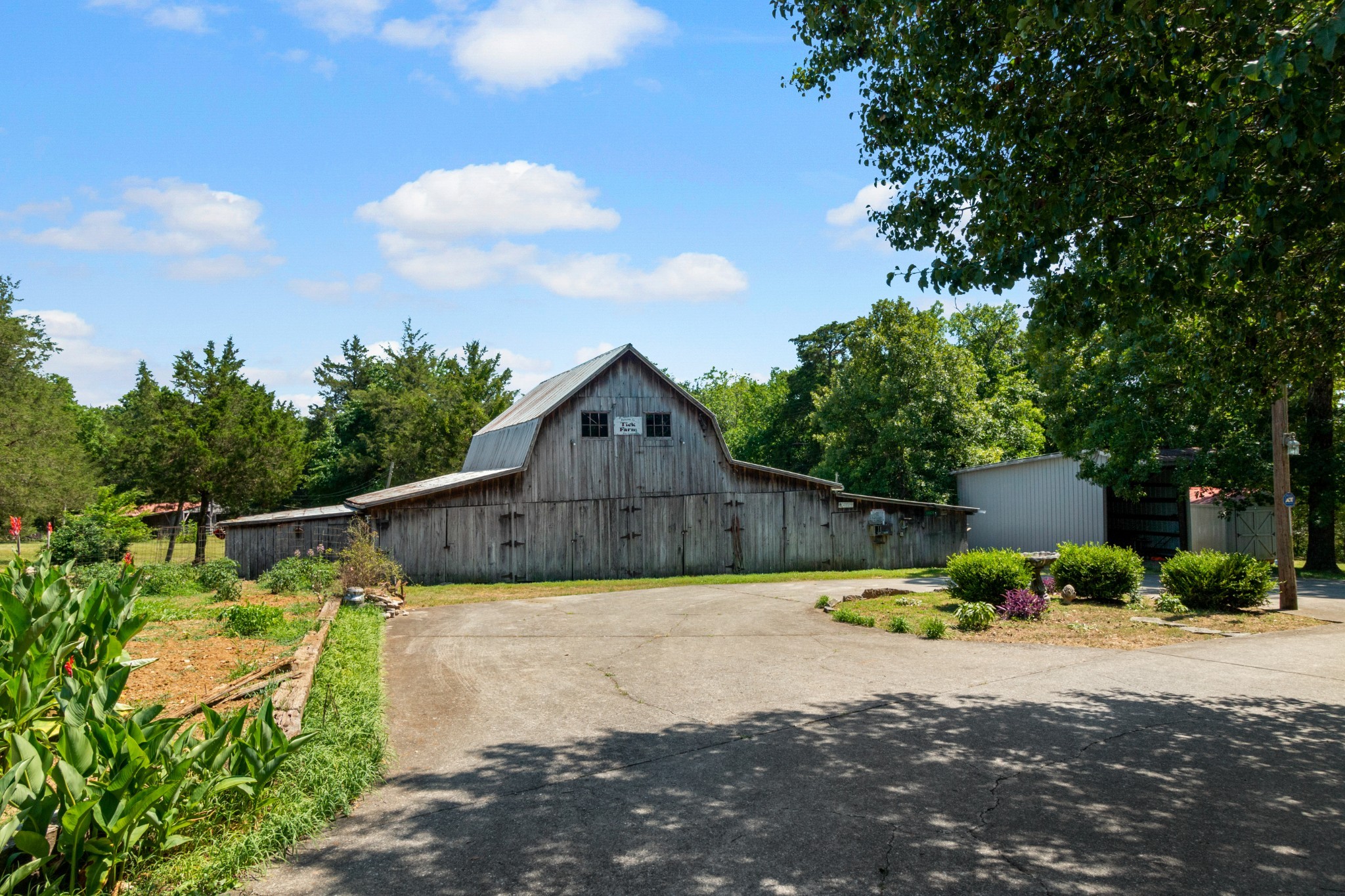 7895 West Buckeye Bottom Road Murfreesboro, TN 37129 - Photo 13 of 40 Gallery Image 13
