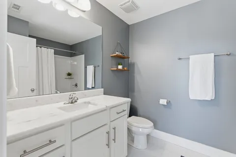 $465,000 | 102 West Mill Drive, Nashville, TN 37209