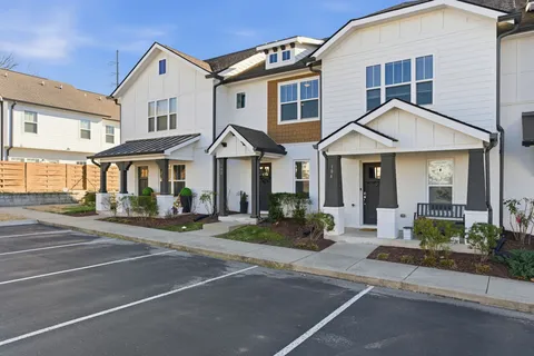 $465,000 | 102 West Mill Drive, Nashville, TN 37209