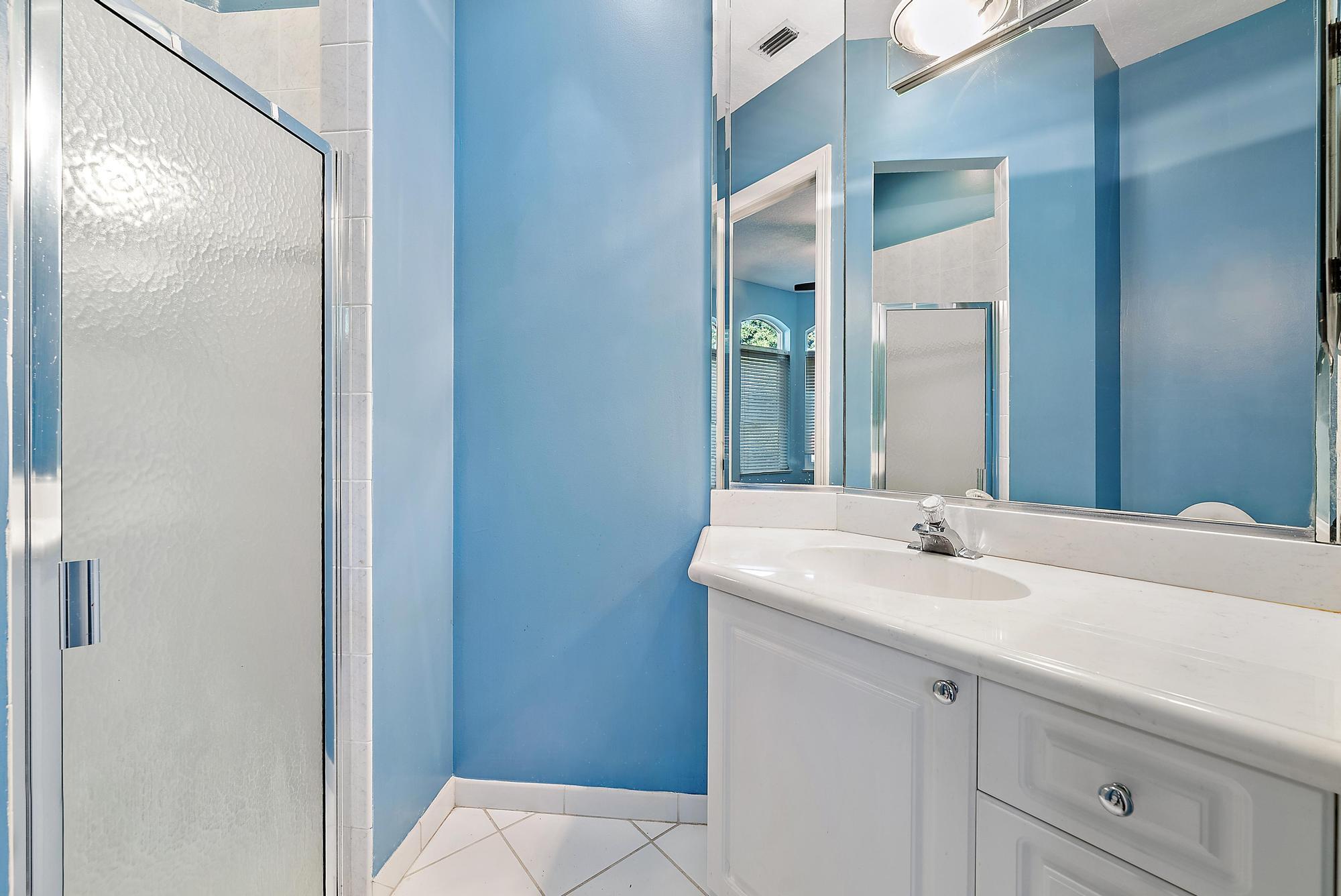 8480 Man O War Road Palm Beach Gardens, FL 33418 - Photo 24 of 45 Full Bath