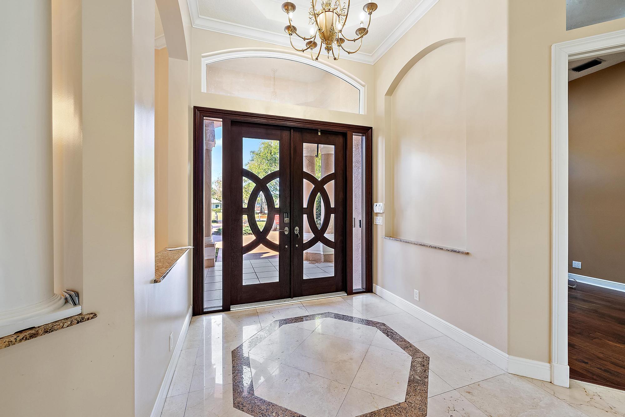 8480 Man O War Road Palm Beach Gardens, FL 33418 - Photo 4 of 45 Foyer