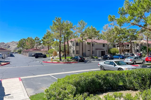 $185,000 | 3791 Desert Marina Drive, Unit 118, Laughlin, NV 89029