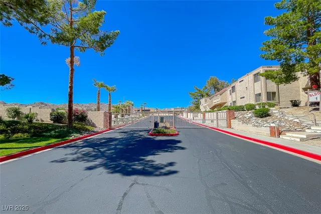 $185,000 | 3791 Desert Marina Drive, Unit 118, Laughlin, NV 89029
