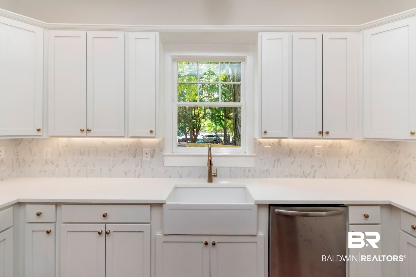 150 South Dearborn Street Mobile, AL 36602 - Photo 28 of 58
