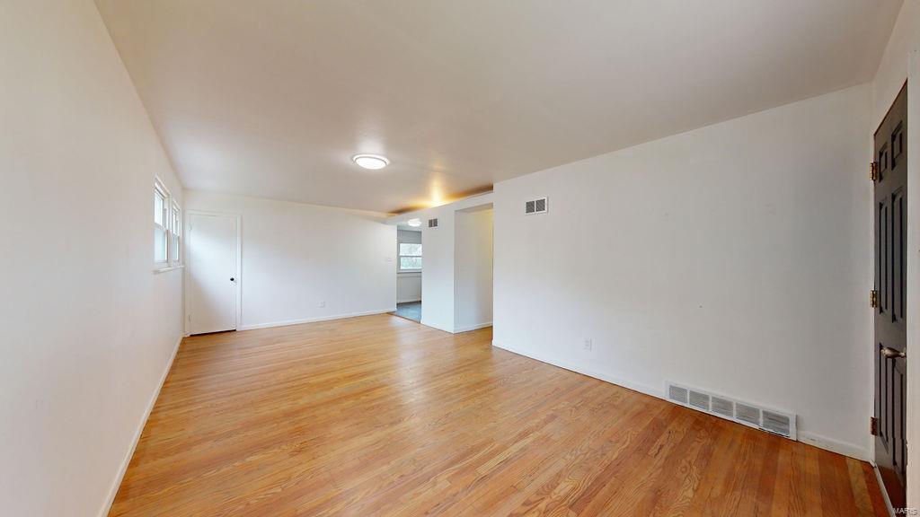 795 Mullanphy Road Florissant, MO 63031 - Photo 5 of 19 Gallery Image 5