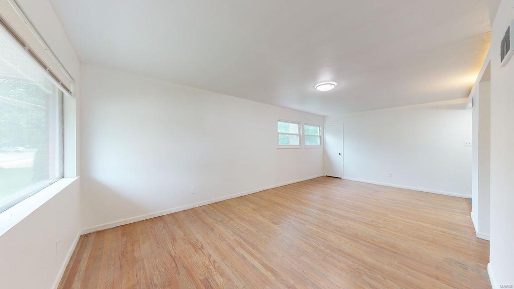 795 Mullanphy Road Florissant, MO 63031 - Photo 6 of 19 Gallery Image 6