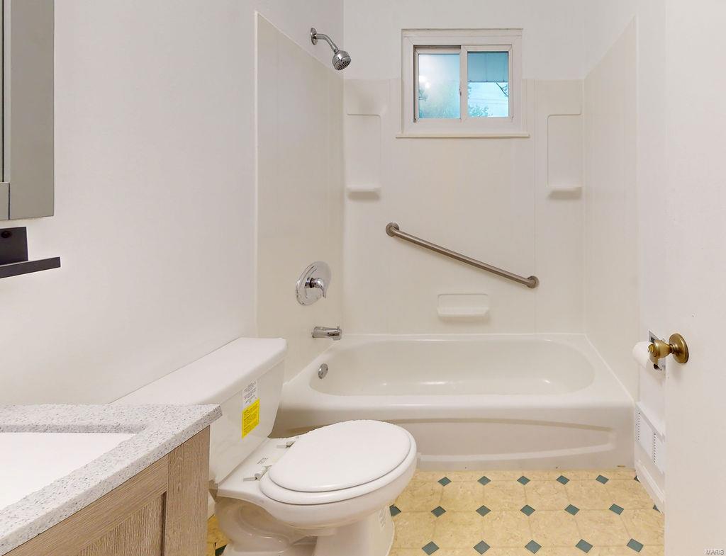 795 Mullanphy Road Florissant, MO 63031 - Photo 10 of 19 Gallery Image 10