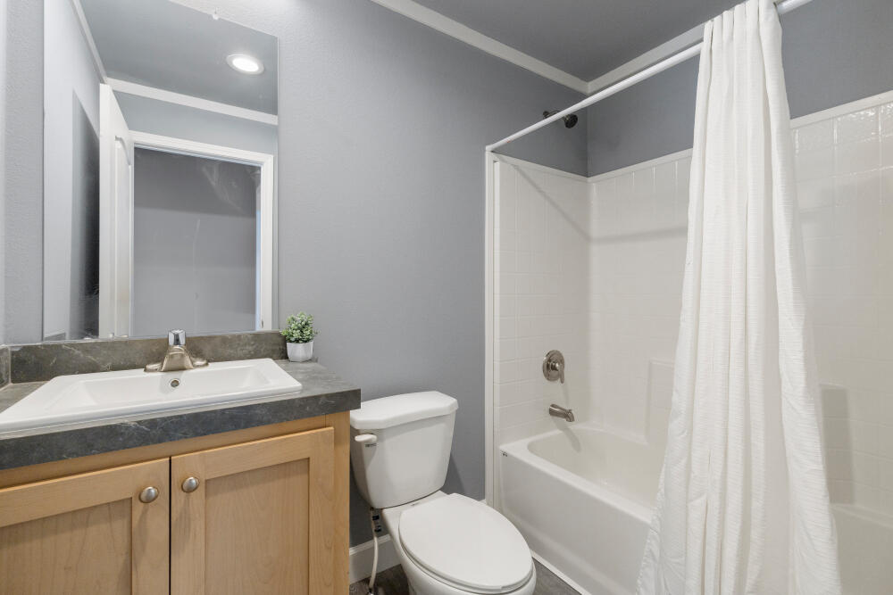 5628 Edith Way Klamath Falls, OR 97603 - Photo 12 of 22