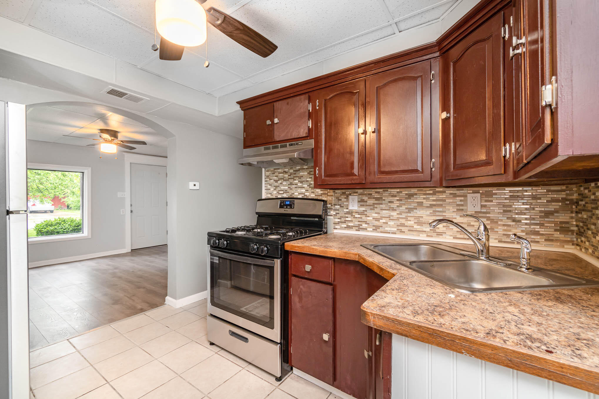 905 Webster Street Bay City, MI 48708 - Photo 9 of 17 Converted0_5-Edit