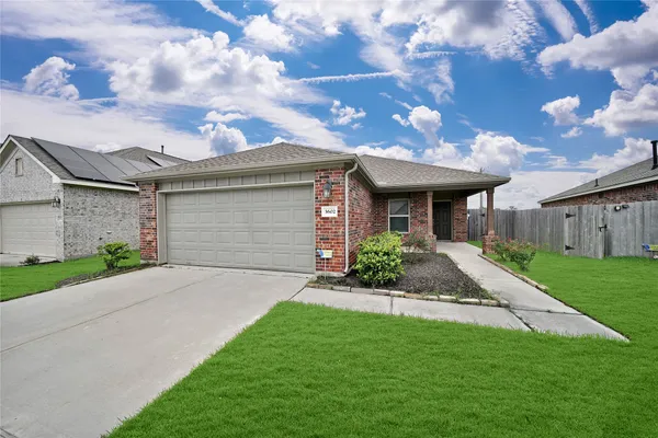 $2,000 | 3602 Conquest Circle, Texas City, TX 77591