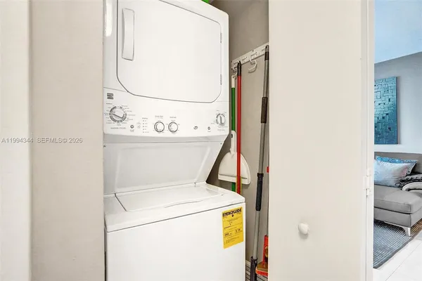 $4,900 | 325 South Biscayne Boulevard, Unit 2519, Miami, FL 33131