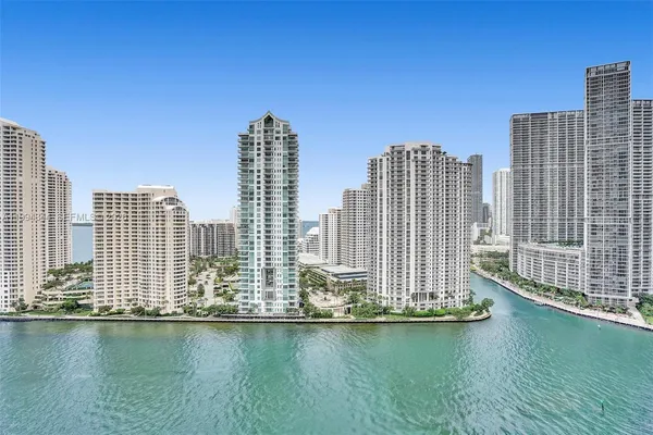 $4,900 | 325 South Biscayne Boulevard, Unit 2519, Miami, FL 33131