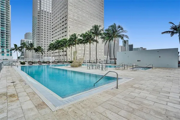 $4,900 | 325 South Biscayne Boulevard, Unit 2519, Miami, FL 33131