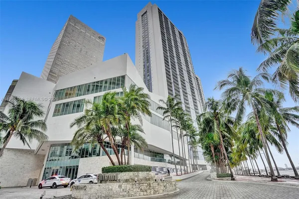 $4,900 | 325 South Biscayne Boulevard, Unit 2519, Miami, FL 33131