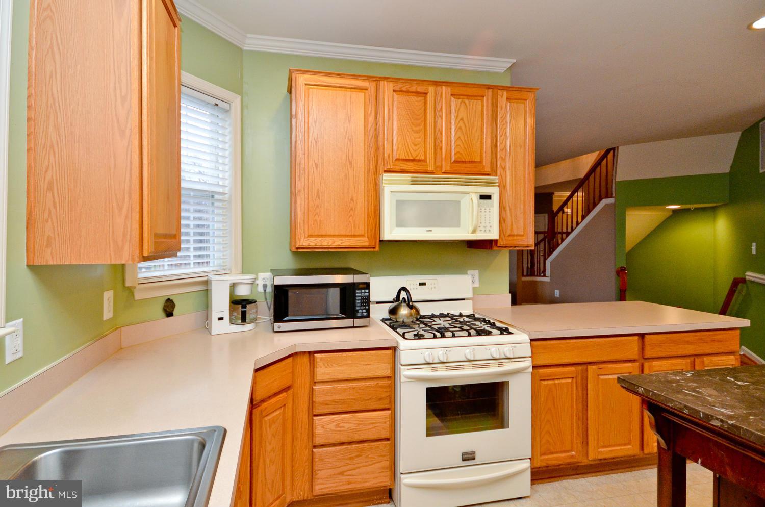 14901 Ridge Farm Court Bowie, MD 20715 - Photo 8 of 28 Kitchen