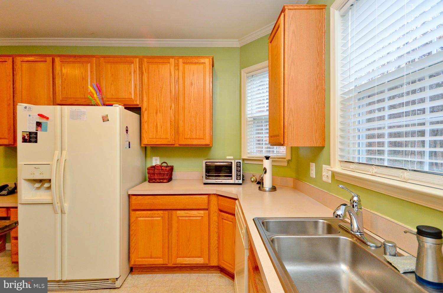 14901 Ridge Farm Court Bowie, MD 20715 - Photo 10 of 28 Kitchen