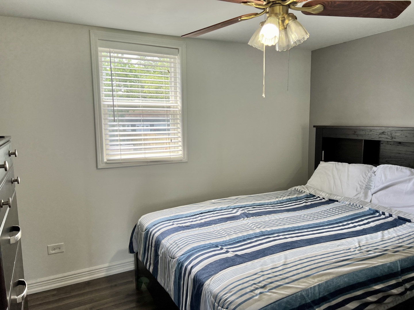 10N774 Maple Street Elgin, IL 60123 - Photo 12 of 19 Gallery Image 12