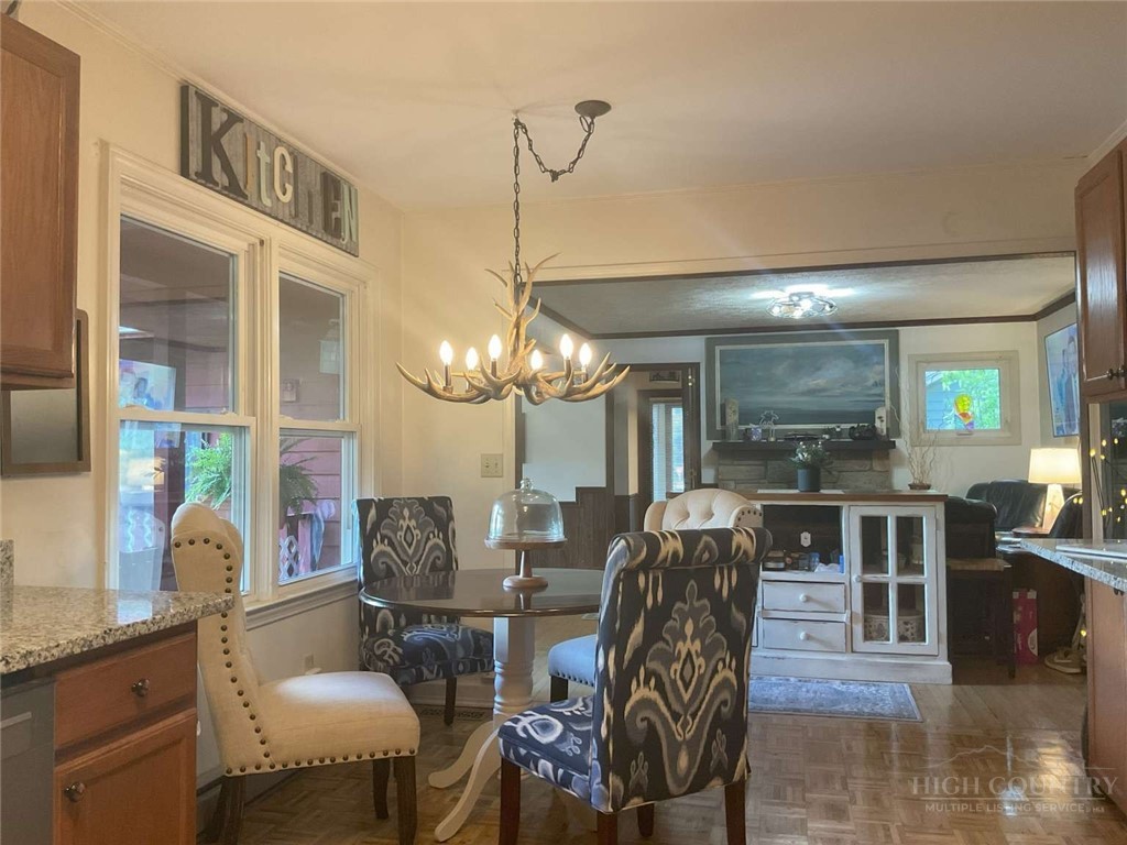 137 Maple Road Blowing Rock, NC 28605 - Photo 11 of 24 Gallery Image 11