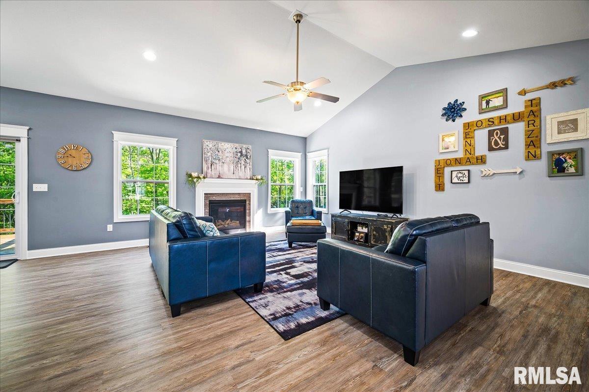 302 Saddlerock Drive Washington, IL 61571 - Photo 12 of 45